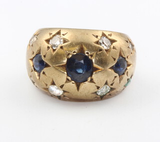 A gentleman's 9ct yellow gold sapphire and diamond ring, 8.1 grams, size F 1/2