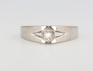 An 18ct white gold single stone diamond ring approx. 0.05 size N, 3.4 grams