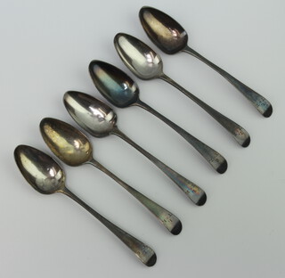 Six George III silver teaspoons, London 1796, 66 grams 