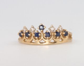 A 14ct yellow gold sapphire and diamond crown ring, 2.3 grams, size Q