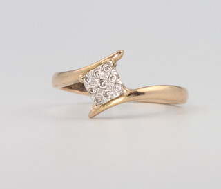 A 9ct yellow gold ring 1.6 grams, size M 