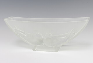 An Art Deco style Verlys opalescent half moon shaped vase decorated with doves, impressed marks to base 33cm 