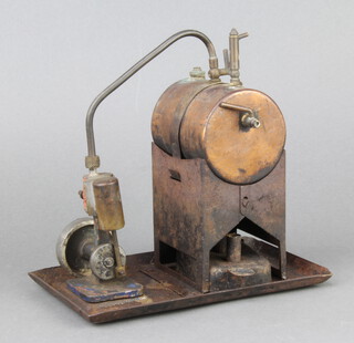 A copper and metal stationary steam engine with 8cm boiler 