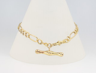 A 9ct yellow gold figaro link bracelet 3.8 grams 