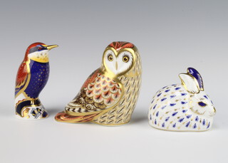 A Royal Crown Derby Imari pattern paperweight Rabbit with gold stopper 7cm, a ditto Bee Eater gold stopper 10cm and Short Eared Owl gold stopper 10cm 