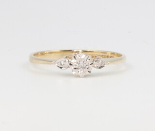 A 9ct yellow gold diamond ring 1.1 gram, size M 