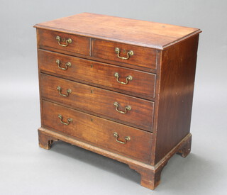 A Georgian mahogany chest of 2 short and 3 long drawers with brass swan neck drop handles, raised on bracket feet 80cm x 83cm x 50cm 