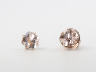 A pair of rose gold ear studs 1.4 grams 
