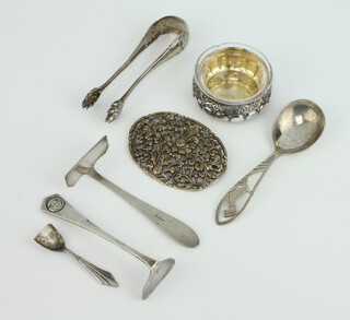 An 800 standard caddy spoon with pierced dog handle and minor items 
