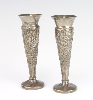 A pair of Victorian repousse silver spill vases Birmingham 1898 12cm, 58 grams
