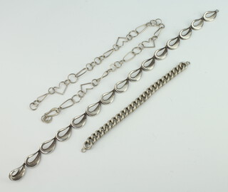 A stylish silver bracelet and a ditto necklace and 1 other, 111 grams 
