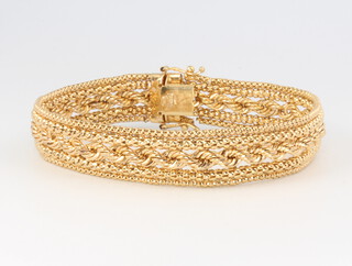 A 9ct yellow gold filigree bracelet 12.8 grams, 18cm 