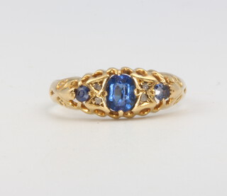 A Victorian 18ct yellow gold diamond and sapphire ring size J, 2.2 grams 