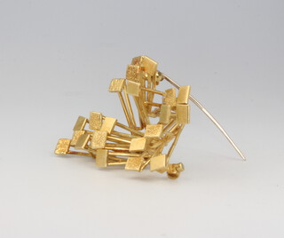 A vintage 18ct yellow gold geometric brooch 17.5 grams 