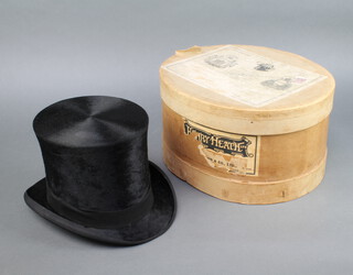 Lincoln Bennett, a gentleman's black top hat size 7 1/8 complete with box 
