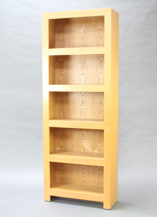 An oak finished 5 tier bookcase 205cm h x 76cm w x 30cm d 