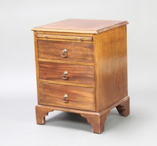 A 19th Century mahogany pedestal chest with moulded top and brushing slide above 3 drawers, raised on bracket feet 67cm h x 50cm w x 45cm d 