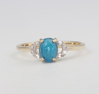 A 9ct yellow gold blue quartz and diamond ring size N 1.9 grams