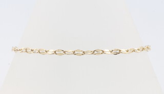 A 9ct yellow gold bracelet 0.8 grams, 18cm 