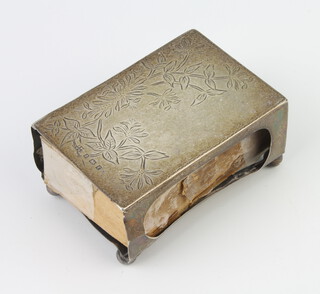 An Edwardian engraved silver matchbox holder Birmingham 1905 7cm, 30 grams