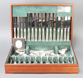 A canteen of plated cutlery for 8 contained in a mahogany canteen 