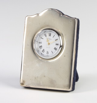 A modern silver mounted quartz timepiece 9cm
