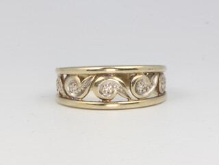 A 9ct yellow gold diamond ring size L, 2.4 grams 
