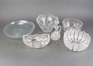 A cut glass fruit bowl and minor glassware