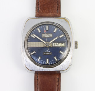 A gentlemans vintage Sicura chromium plated calendar automatic wristwatch on a leather strap 