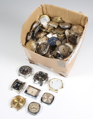 A quantity of gentlemans wristwatch movements and watches 