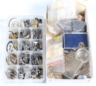 A quantity of watch movements and parts 