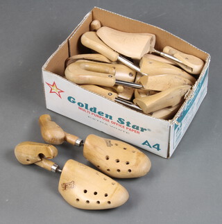 A collection of wooden vintage shoe trees size 7-8
