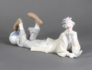 A Lladro figure of a reclining clown 4618 36cm (figure in good condition) 