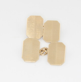 A pair of 9ct yellow gold octagonal cufflinks, 5.2 grams