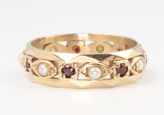 A 9ct yellow gold seed pearl and garnet eternity ring, 3.2 grams, size N 