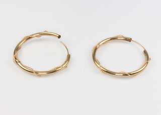A pair of 9ct yellow gold hoop earrings 1.9 grams, 35mm 