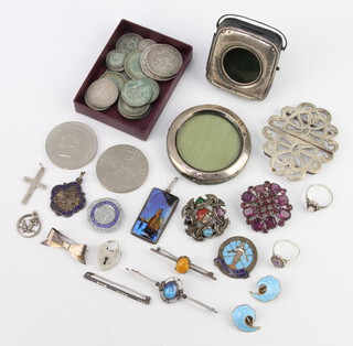 A quantity of pre 1947 silver coinage 100 grams, a silver frame and minor silver jewellery 