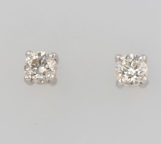 A pair of 18ct white gold brilliant cut ear studs approx. 0.65ct 