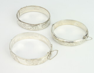 Three silver bangles 100 grams 