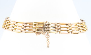 A 9ct yellow gold bracelet, 19cm, 15grams