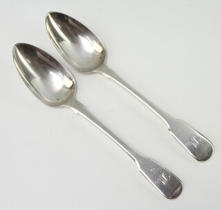 A pair of George IV Scottish silver fiddle pattern tablespoons, Edinburgh 1824, 178 grams  
