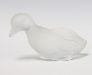 A frosted glass Baccarat figure of a duckling, etched marks, 12cm 