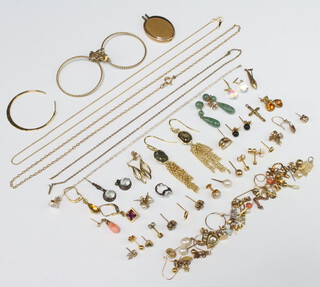 A quantity of gilt and other vintage jewellery including earrings etc