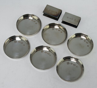 A set of 6 circular silver dishes Sheffield 1972, 2 ditto match sleeves, 210 grams 