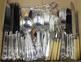 A quantity of silver plated Kings pattern cutlery etc 