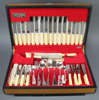 A canteen of silver plated cutlery for 8 