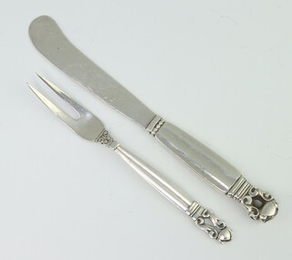 A Georg Jensen silver acorn pattern knife and 2 prong fork, 40 grams 