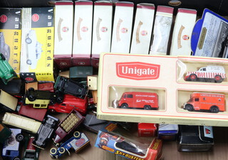 Two Vanguard model cars, 7 Oxford diecast model cars, small collection of other model cars