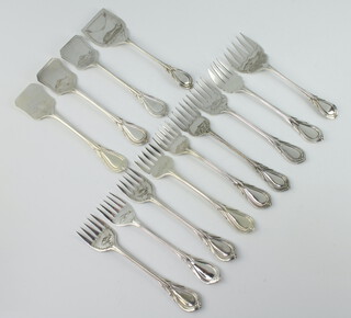 Twelve silver plated lily pattern sardine forks and scoops 