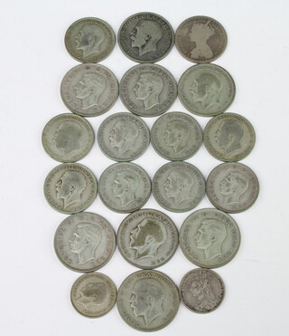 A quantity of pre-1947 coinage, 232 grams 